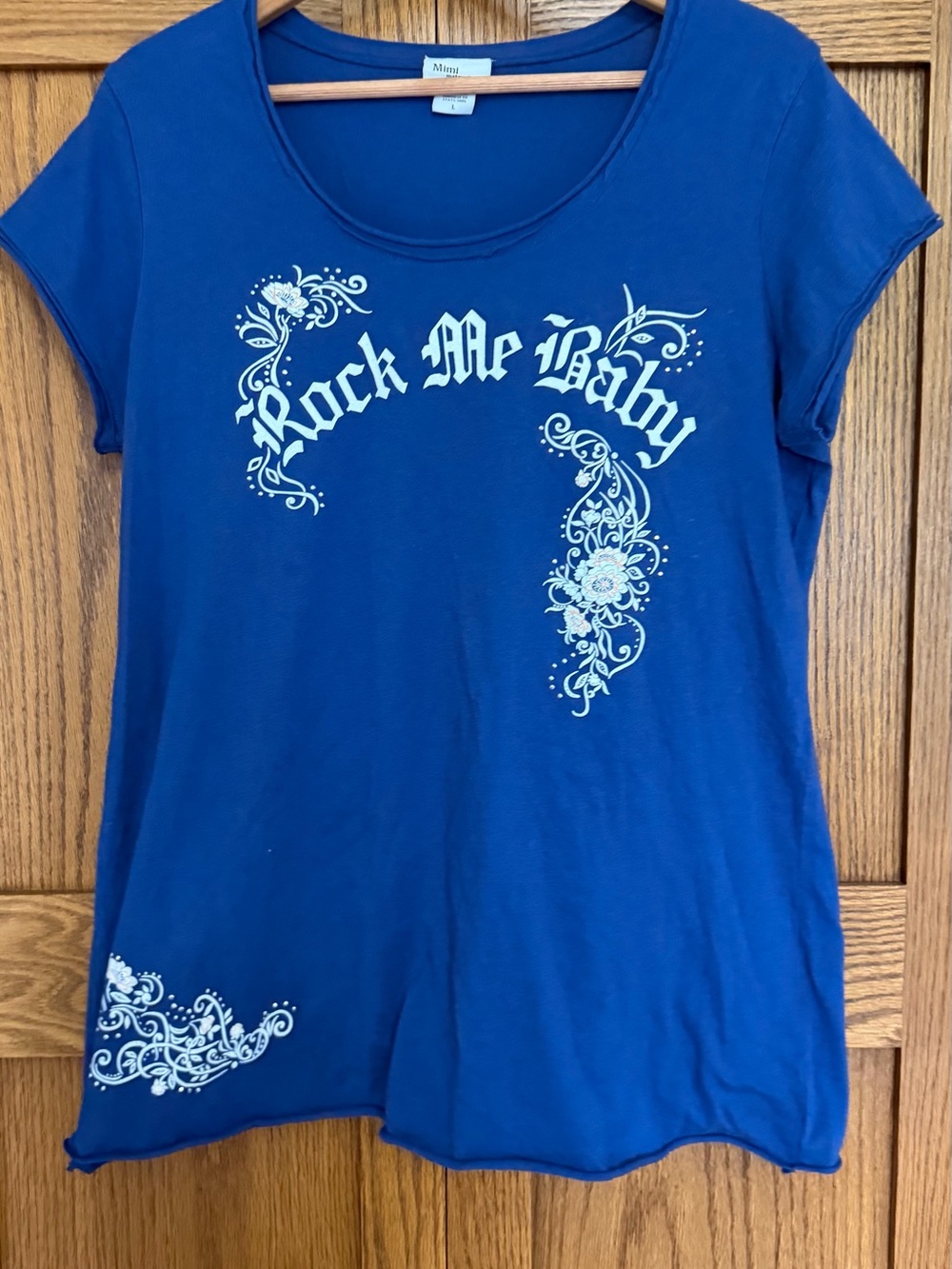 Mimi Maternity Blue Short-Sleeve 'Rock Me Baby' Graphic Tee